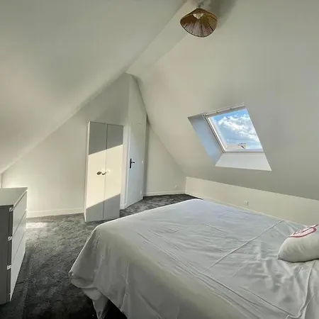 Logis De La Pomme D'or X Melrose Дом отдыха