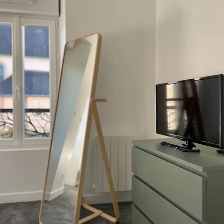 Logis De La Pomme D'or X Melrose