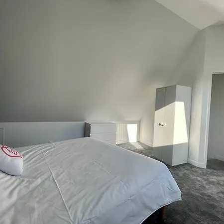 Logis De La Pomme D'or X Melrose Байе