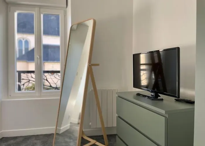 Logis De La Pomme D'or X Melrose