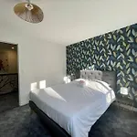 Logis De La Pomme D'or X Melrose באיו
