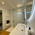 Logis De La Pomme D'or X Melrose בית נופש *