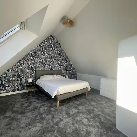 Dom wakacyjny Logis De La Pomme D'or X Melrose *
