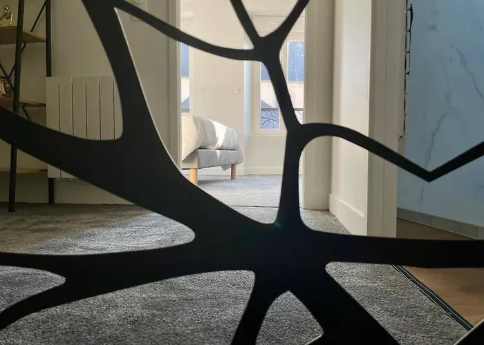 Logis De La Pomme D'or X Melrose 贝叶