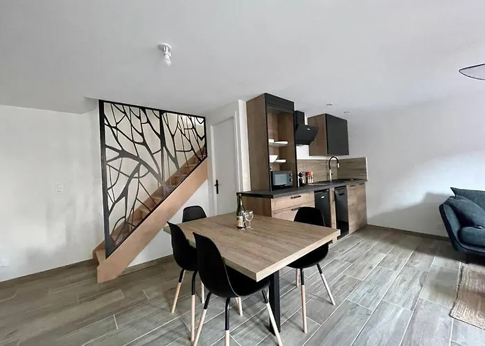 Logis De La Pomme D'or X Melrose Hébergement de vacances *