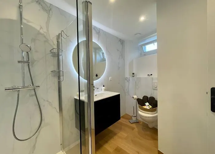 Logis De La Pomme D'or X Melrose 度假居